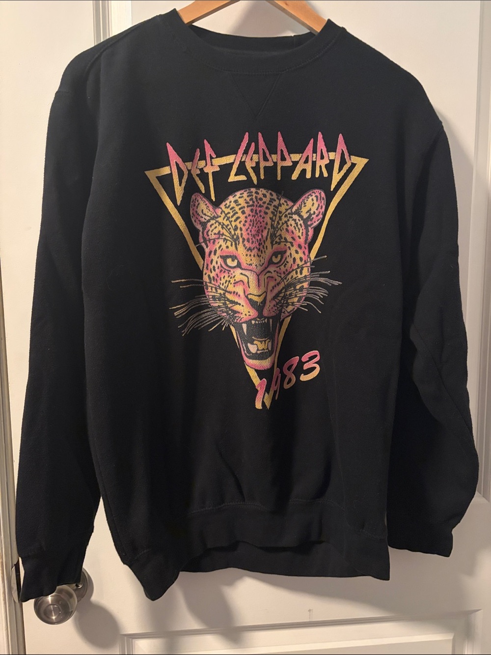 Def Leppard Black Crewneck Sweatshirt with Pink & Gold Leopard Graphic